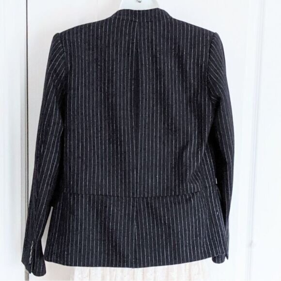 H&M Navy blue stripped wool blend Blazer jacket 8 US @X - Picture 2 of 10